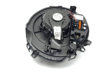 Вентилятор печки 5Q0907521F, 5WC819015 Skoda Octavia Mk4