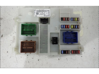 Блок предохранителей 31337185   Volvo V70    