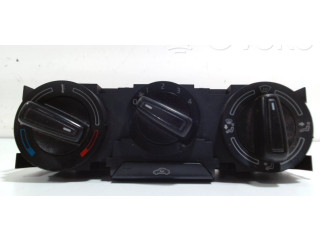 Блок управления климат-контролем Skoda Fabia Mk3 (NJ)