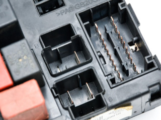 Блок предохранителей 51752207 Fiat Albea