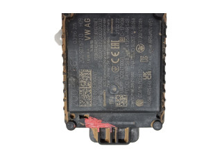 Панель приборов 2Q0907561J, 2Q0907572D   Audi Q3 F3       