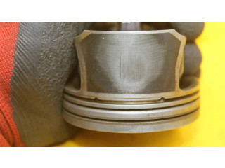 Поршень с шатуном 76L84 Skoda Octavia Mk2 (1Z)