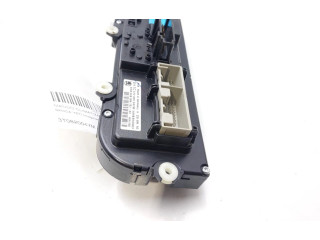 Блок управления климат-контролем 3T0820047M Skoda Yeti (5L)