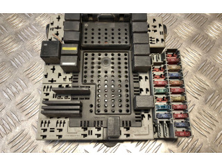 Блок предохранителей 9401802, 183653195 Volvo S80