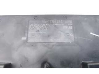 Блок комфорта 5Q0937084AS Skoda Octavia Mk3 (5E)