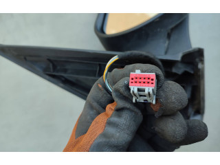 Зеркало (управляемое электричеством)