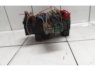 Блок предохранителей  3A0972559   Volkswagen Transporter - Caravelle T4    