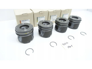 Píst 55577331 Opel Zafira A