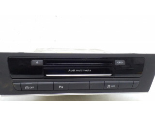 Радио/ проигрыватель CD/DVD / навигация