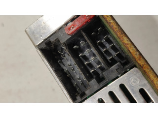 Радио/ проигрыватель CD/DVD / навигация