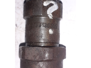 Форсунка KCA30S44, 068130202    Volkswagen Transporter - Caravelle T4  AAB 