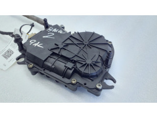 Притягиватель задней крышки