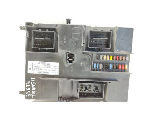 Блок предохранителей BK2T14B476AU Ford Transit Custom