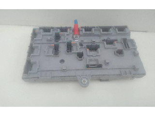 Блок предохранителей Jx6314n030ab Jaguar XE