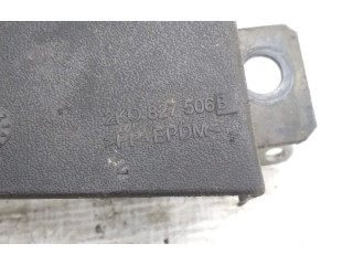 Zámek zadních dveří 2K0827506B Volkswagen Caddy 2007