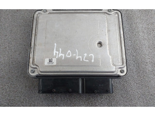 Блок управления двигателя 045906013Q, 0281015049 Skoda Fabia Mk2 (5J)