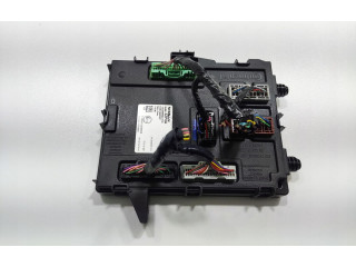   Pojistková skříňka 284B13ZP0A   Nissan Pulsar 2016