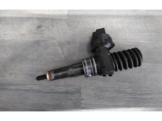 Форсунка 038130073BN, 038130079TX    Audi A3 S3 8P   