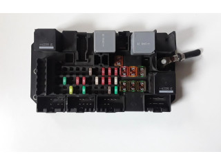 Блок предохранителей Jaguar XJ X351