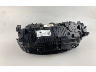 Панель приборов 3V0920794F   Skoda Superb B8 (3V)       