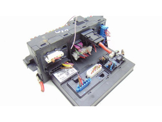 Pojistková skříňka 2115454201 Mercedes-Benz E W211 2002