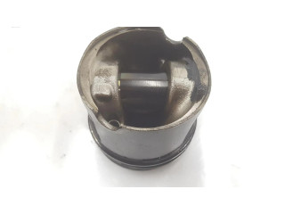 Píst 8506105 BMW X5 F15 pro naftový motor 3.0