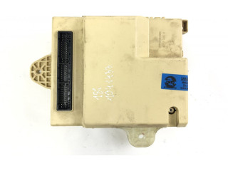 Блок предохранителей 954002P411, 95400-2P411 KIA Sorento