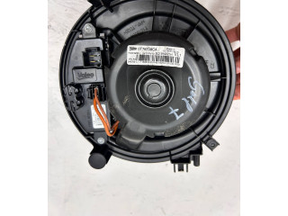 Вентилятор печки 5Q1819021H Volkswagen Golf VII