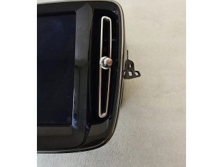 Дисплей 32247465 Volvo XC40