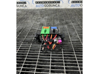 Блок предохранителей Audi Q5 SQ5