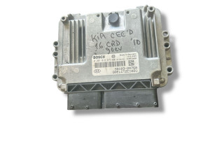 Блок управления двигателя    KIA Ceed
