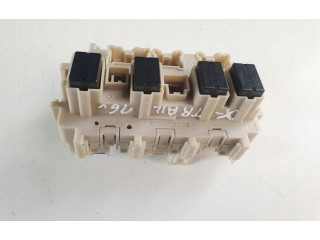 Pojistková skříňka Nissan X-Trail T32 2016