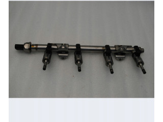 Топливная рампа 04E133320 Skoda Octavia Mk3 (5E)