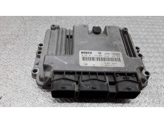 Řídící jednotka 0281011549, 8200310863   Renault Scenic II -  Grand scenic II 2003