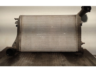 Интеркулер  1K0145803H   Volkswagen Caddy 