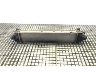 Интеркулер  31338472   Volvo V70 