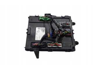   Pojistková skříňka 284B13ZP0A   Nissan Pulsar 2016