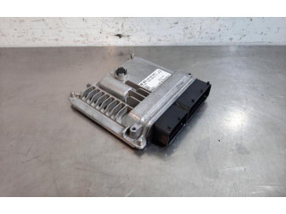 Блок управления двигателя 04L907445F   Skoda Scala