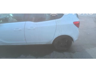 Зеркало электрическое Opel Meriva B 2010 - 2016 года