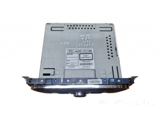 Радио/ проигрыватель CD/DVD / навигация