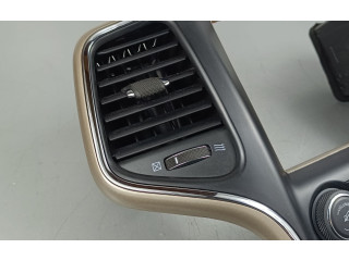 Интеркулер  P05091849AF   Jeep Grand Cherokee 