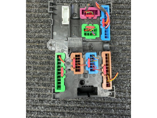 Блок предохранителей 9439007, 21B118HA2395   BMW X3 G01    