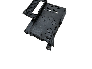   Pojistková skříňka    Audi Q7 4L 2006