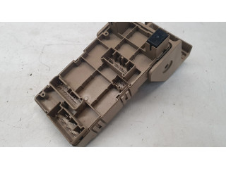 Блок предохранителей LB101101B, 82201FG010   Subaru Impreza III    