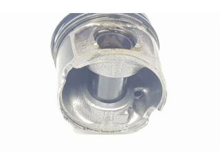 Píst 7810825, 11257810825 BMW X1 E84 N47D20C