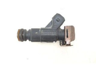 Vstřikovač    Porsche Cayenne (9PA)  pro benzínový motor 4.5 M 48.50 