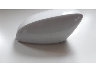 Пластиковая отделка зеркала