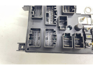 Блок предохранителей 30728008, 518828108   Volvo V70    