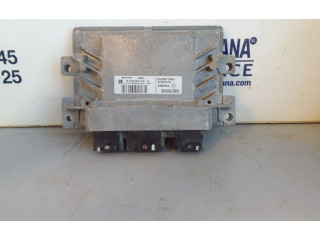 Блок управления двигателя 8200672654 Dacia Sandero