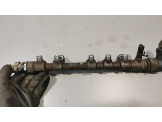 Vstřikovací lišta 2381033030 Toyota Corolla E140 E150 pro naftový motor 1.4